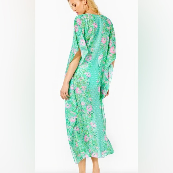 Lilly Pulitzer Coverup - Picture 2 of 4
